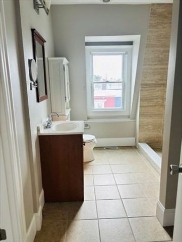 650 E 6th St 2, Boston, MA 02127