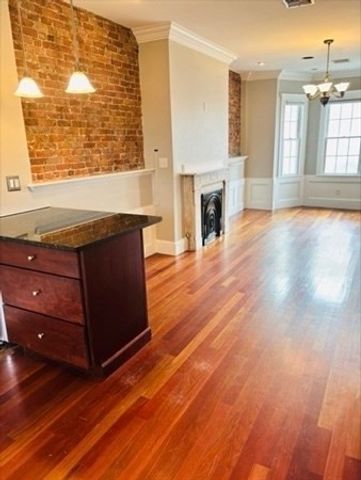 650 E 6th St 2, Boston, MA 02127