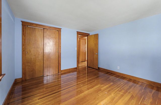 116 Monroe Street, Nashua, NH 03060