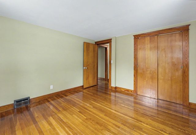 116 Monroe Street, Nashua, NH 03060