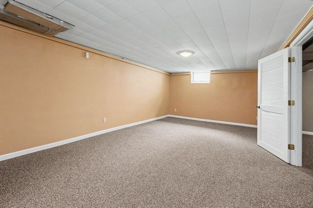 116 Monroe Street, Nashua, NH 03060