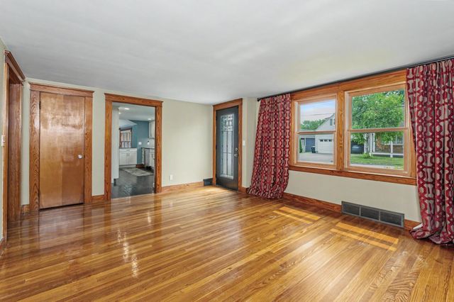 116 Monroe Street, Nashua, NH 03060