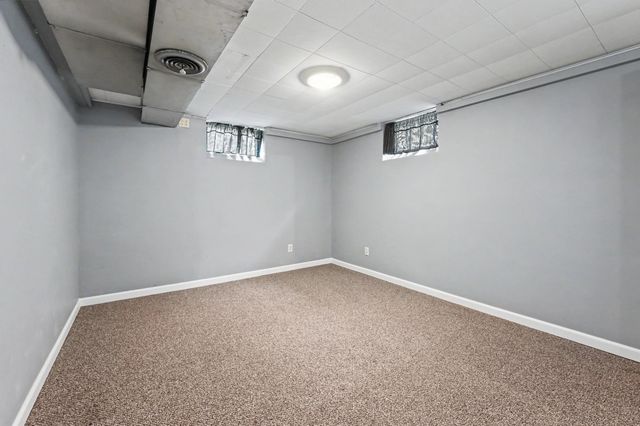 116 Monroe Street, Nashua, NH 03060