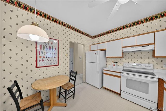 30900 Jasper Ridge, Novi, MI 48377