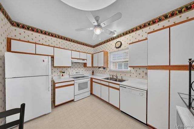 30900 Jasper Ridge, Novi, MI 48377