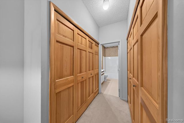 30900 Jasper Ridge, Novi, MI 48377