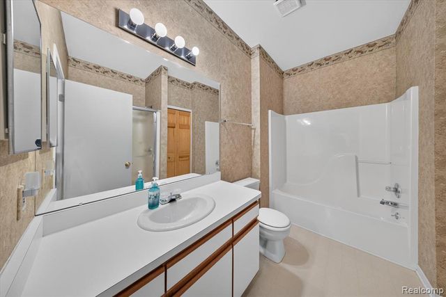 30900 Jasper Ridge, Novi, MI 48377