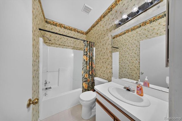 30900 Jasper Ridge, Novi, MI 48377