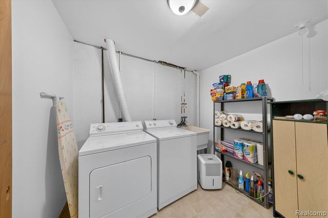 30900 Jasper Ridge, Novi, MI 48377