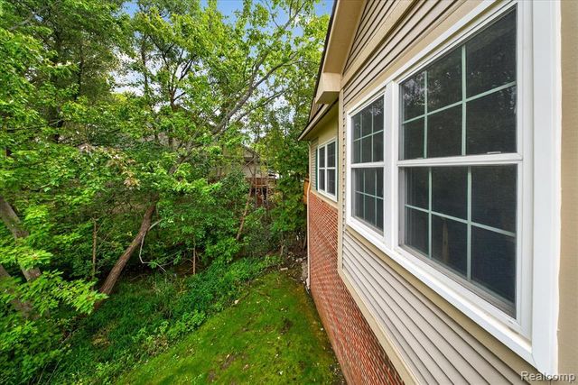 30900 Jasper Ridge, Novi, MI 48377
