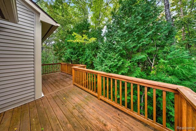 30900 Jasper Ridge, Novi, MI 48377