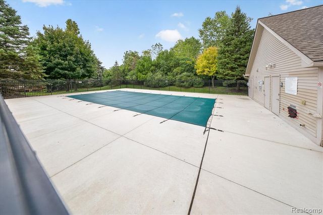 30900 Jasper Ridge, Novi, MI 48377