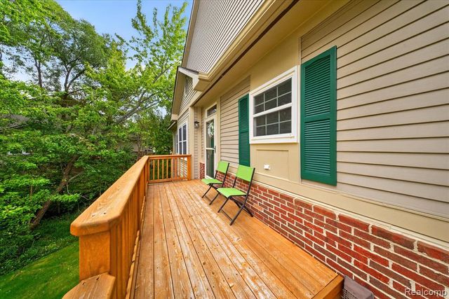 30900 Jasper Ridge, Novi, MI 48377