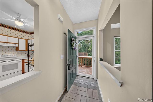 30900 Jasper Ridge, Novi, MI 48377