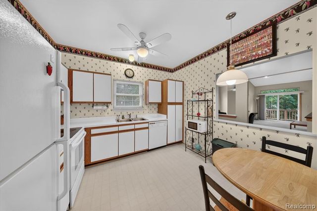 30900 Jasper Ridge, Novi, MI 48377