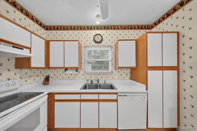 30900 Jasper Ridge, Novi, MI 48377