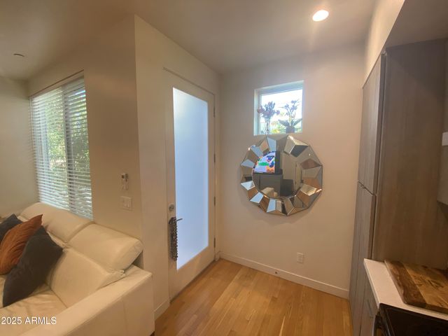 528 W CULVER Street B, Phoenix, AZ 85003