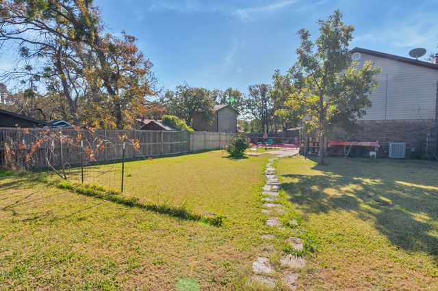 212 Hickory Lane, Hickory Creek, TX 75065