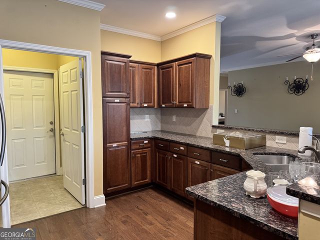 569 Sawnee Corners Drive, Cumming, GA 30040