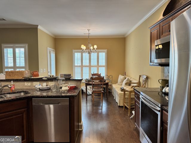 569 Sawnee Corners Drive, Cumming, GA 30040