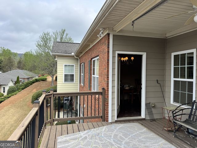 569 Sawnee Corners Drive, Cumming, GA 30040