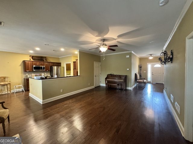569 Sawnee Corners Drive, Cumming, GA 30040