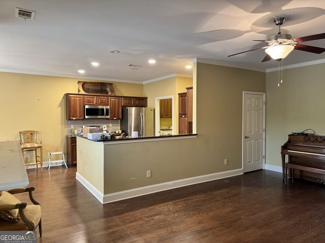 569 Sawnee Corners Drive, Cumming, GA 30040