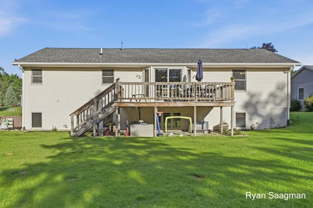 312 Maizie Lane, Sparta, MI 49345
