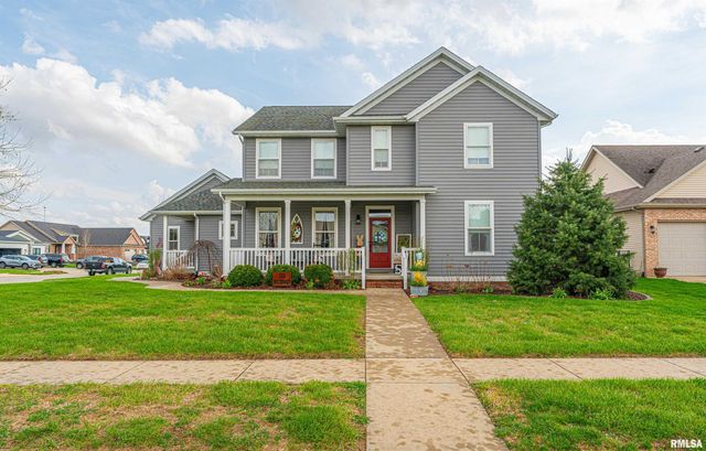 912 MAPLE GROVE Lane, Williamsville, IL 62693