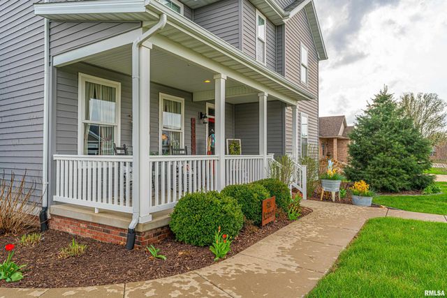 912 MAPLE GROVE Lane, Williamsville, IL 62693