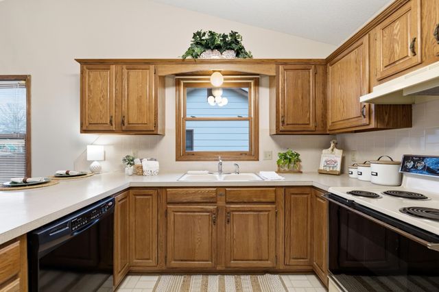 514 N Milstead, Wichita, KS 67212