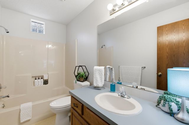 514 N Milstead, Wichita, KS 67212