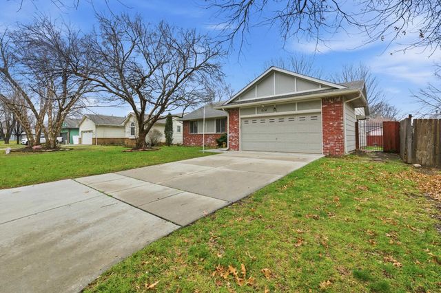 514 N Milstead, Wichita, KS 67212