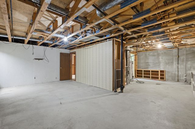 514 N Milstead, Wichita, KS 67212