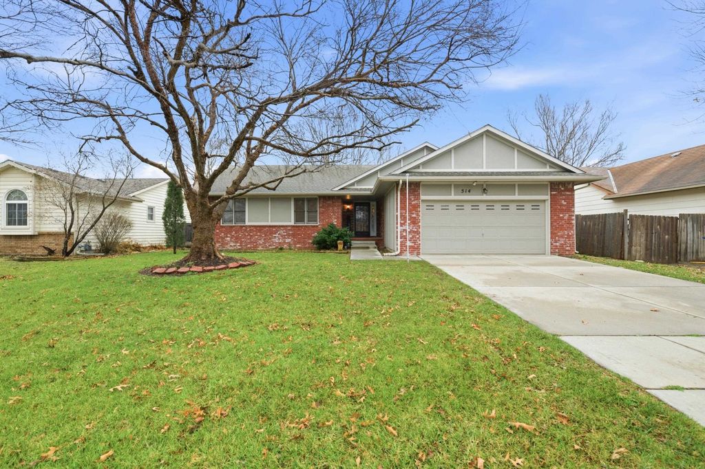 514 N Milstead, Wichita, KS 67212