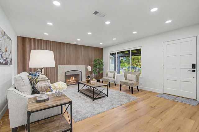 2945 Castleton Drive, San Jose, CA 95148