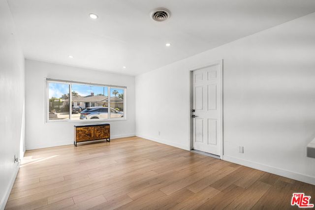 801 S Courtney Avenue, Fullerton, CA 92833