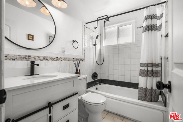 801 S Courtney Avenue, Fullerton, CA 92833