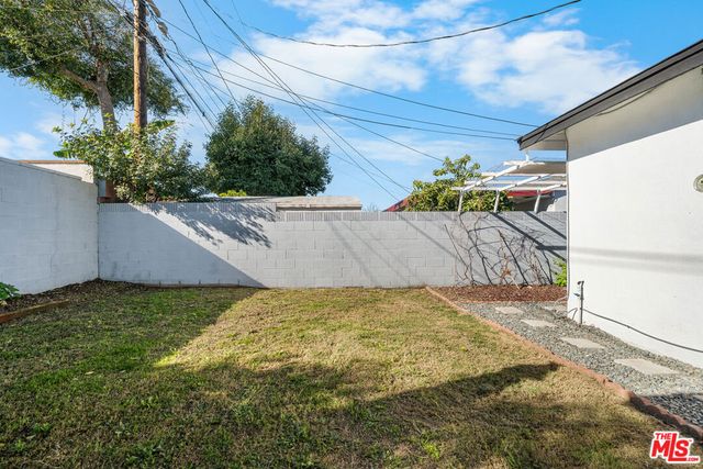 801 S Courtney Avenue, Fullerton, CA 92833