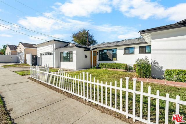 801 S Courtney Avenue, Fullerton, CA 92833