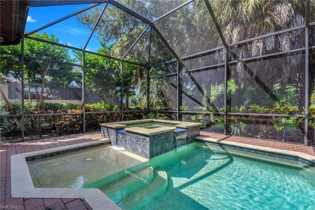 7461 Moorgate Point WAY, Naples, FL 34113