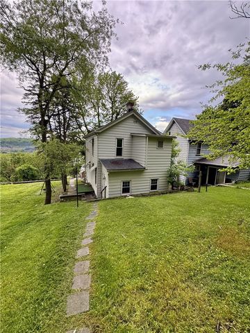 411 5th Ave, Freedom, PA 15042