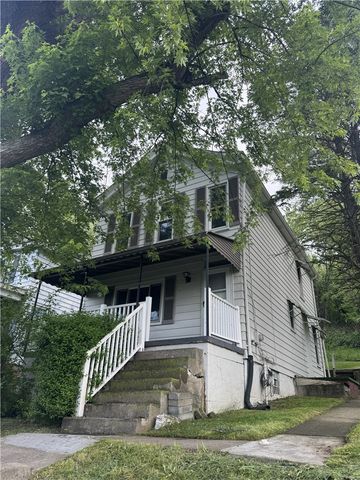 411 5th Ave, Freedom, PA 15042