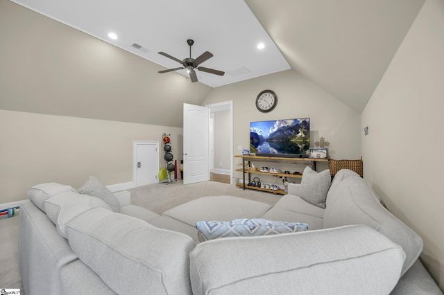 20 Parkins Oak Court, Greenville, SC 29607
