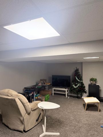 302 W Grand Avenue, Mount Pleasant, MI 48858