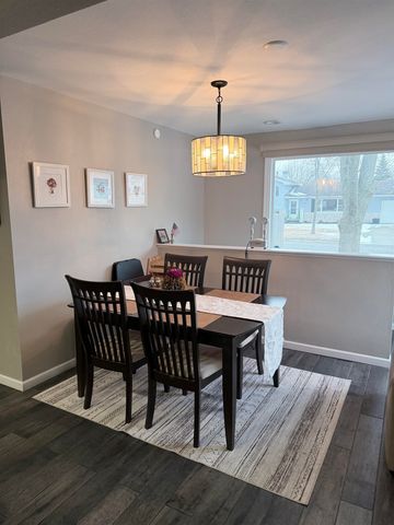 302 W Grand Avenue, Mount Pleasant, MI 48858