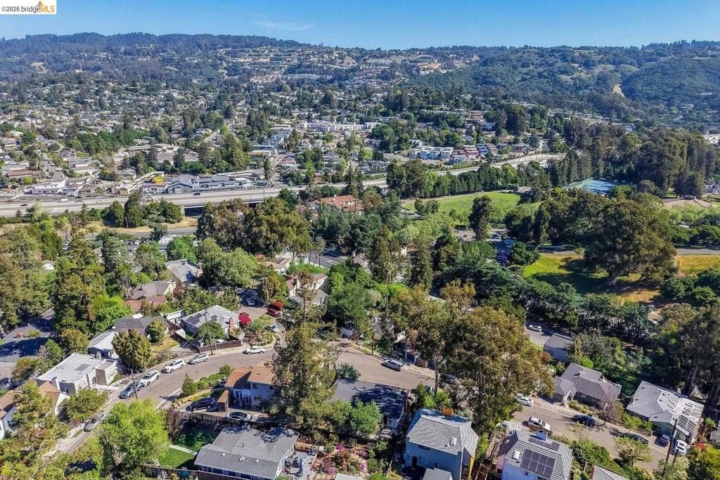 Image 36 of property listing at 3409 Wyman ST, Oakland, CA 94619