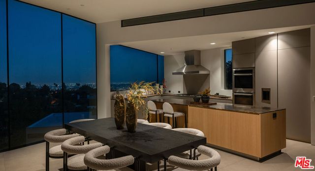 9277 Thrush Way, Los Angeles, CA 90069