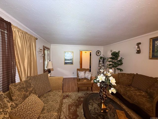 1300 W 43rd Street, North Little Rock, AR 72118