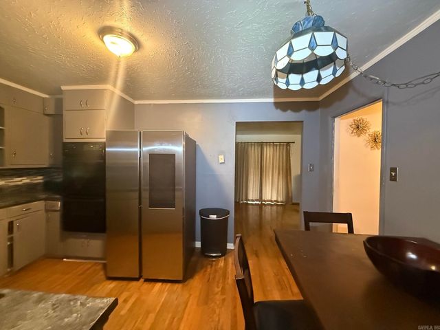 1300 W 43rd Street, North Little Rock, AR 72118
